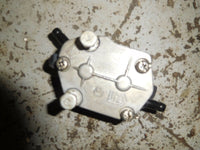 Load image into Gallery viewer, 1993 Yamaha C85TLRR 85hp outboard Fuel Pump 6A0-24410-05-00
