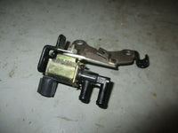 Load image into Gallery viewer, 2006 F250TXR 250 hp Yamaha 4-stroke outboard solenoid valve 6c5-86120
