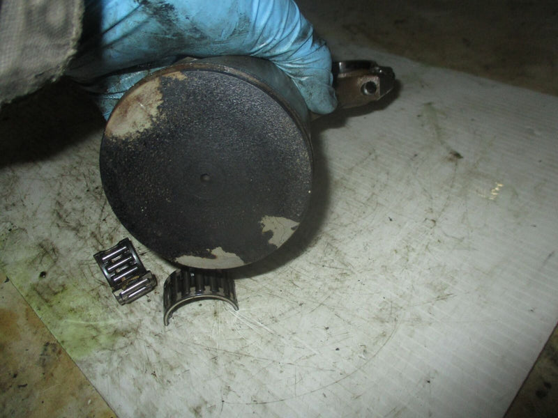 Johnson Evinrude 40hp 50hp outboard piston and rod (49005-A)
