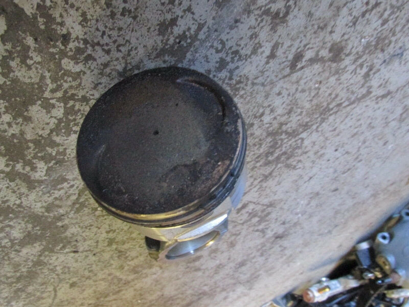 2005 Suzuki outboard DF70 4-stroke piston and rod 12111-99E01 + 12160-86002