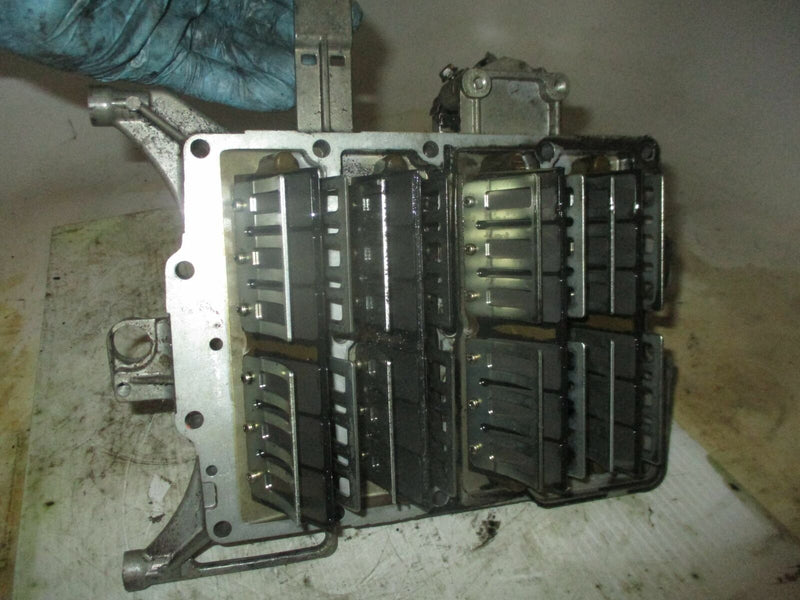 Evinrude ETEC 115hp outboard intake manifold with reeds (5007024)