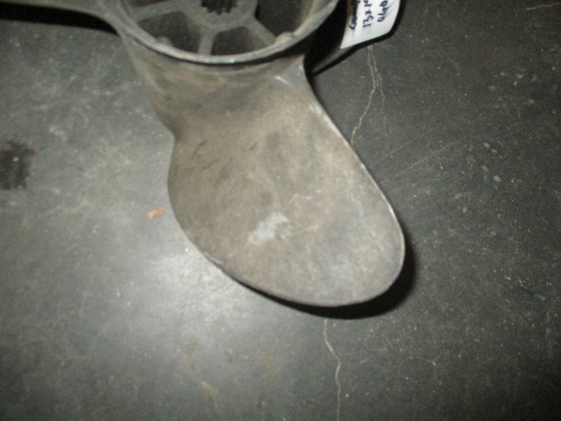 Composite outboard propeller 13 by 17