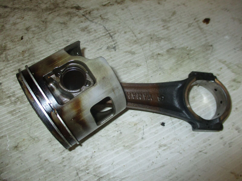 Yamaha 150 hp Salt Water Series outboard starboard piston and rod