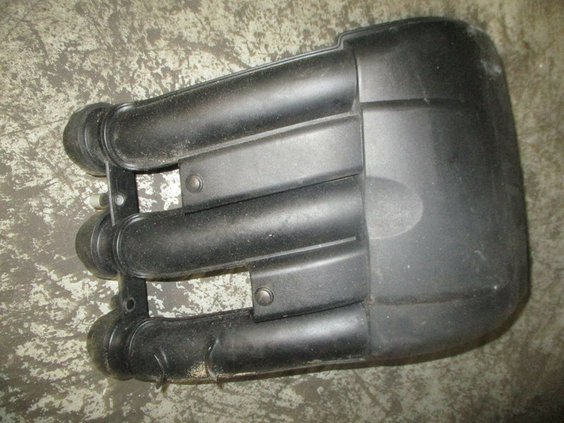 2005 Yamaha 225hp 4-stroke outboard strbd intake silencer 69j-14440