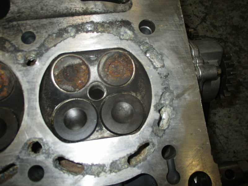 Suzuki DF90 90hp outboard cylinder head