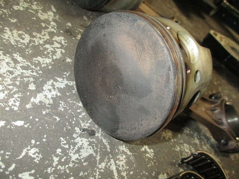 1987 Evinrude 225hp outboard starboard piston and rod 0337518