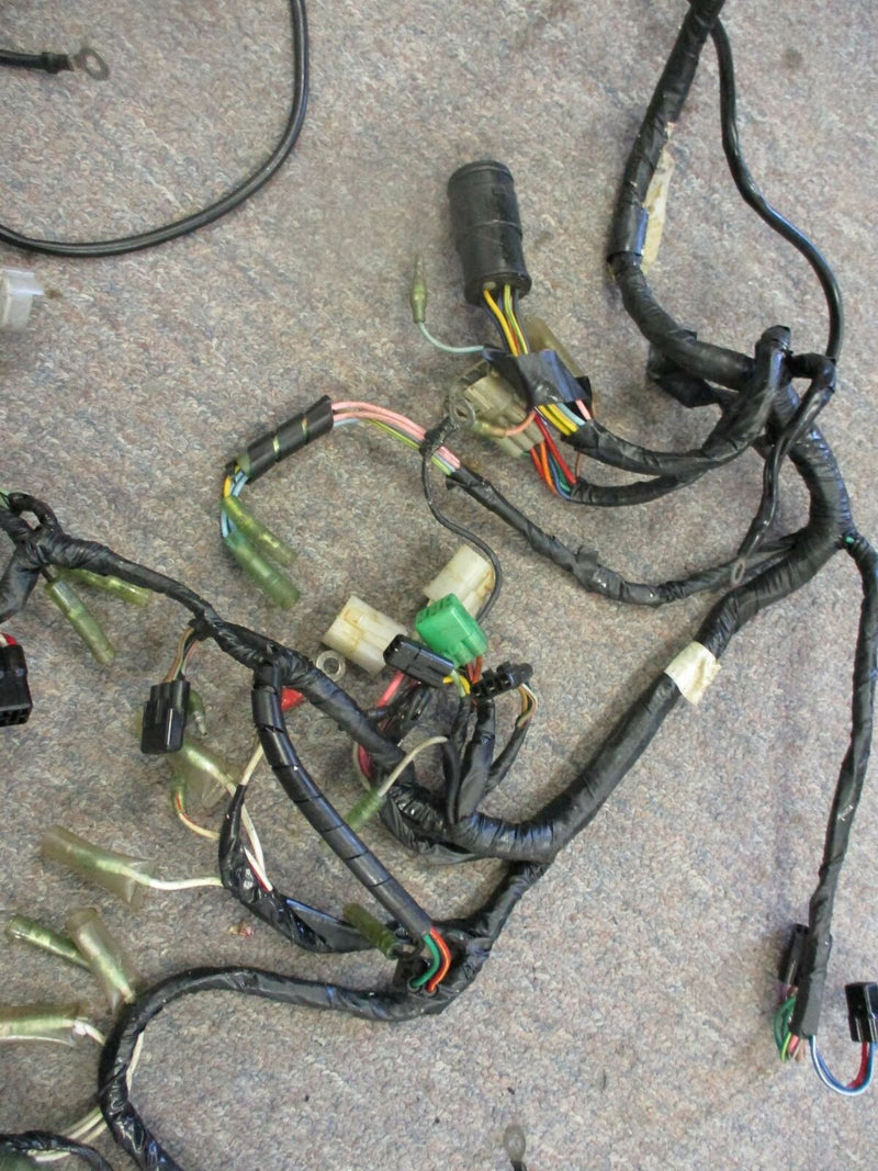 Suzuki DT200 200hp outboard engine wiring harness (36610-92E20)