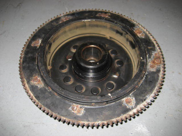 Yamaha Outboard V6 2 Stroke 250 hp Flywheel Rotor Assembly 61A-85550-00-00