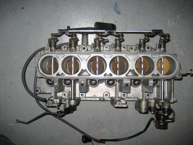 Yamaha Outboard 225 250 hp Throttle body intake Part 65L-13751-00-00