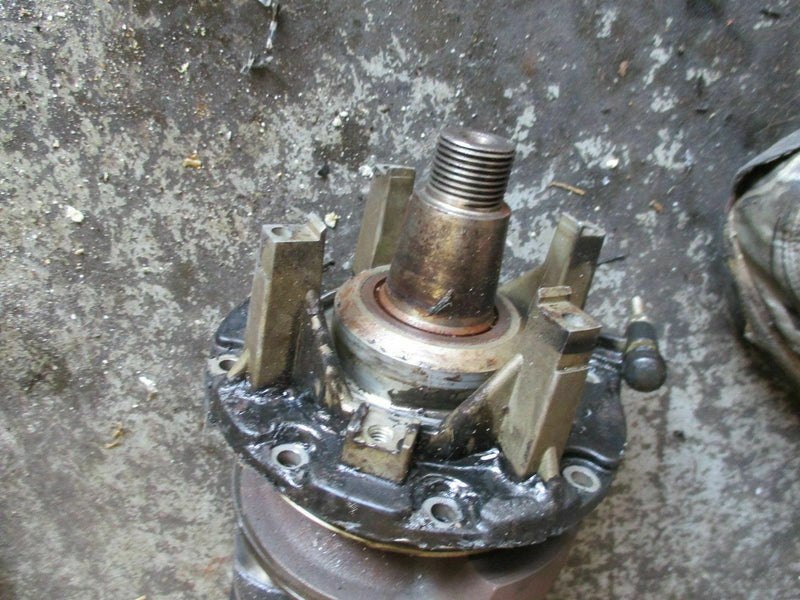 Johnson 200hp outboard oceanpro crankshaft