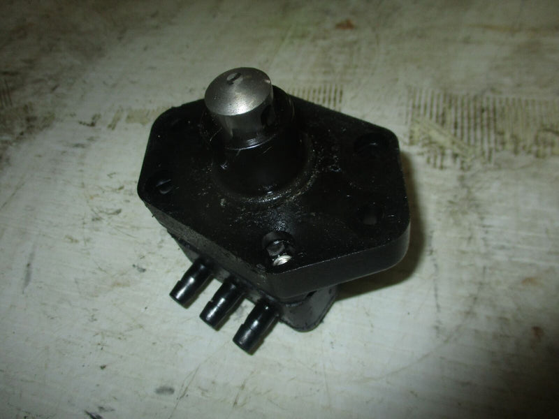 Yamaha 50hp 4 stroke outboard fuel pump (62Y-24410-00-00)