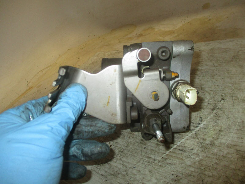 Honda BF225A 225hp outboard throttle body with sensors (16400-ZY3-013)