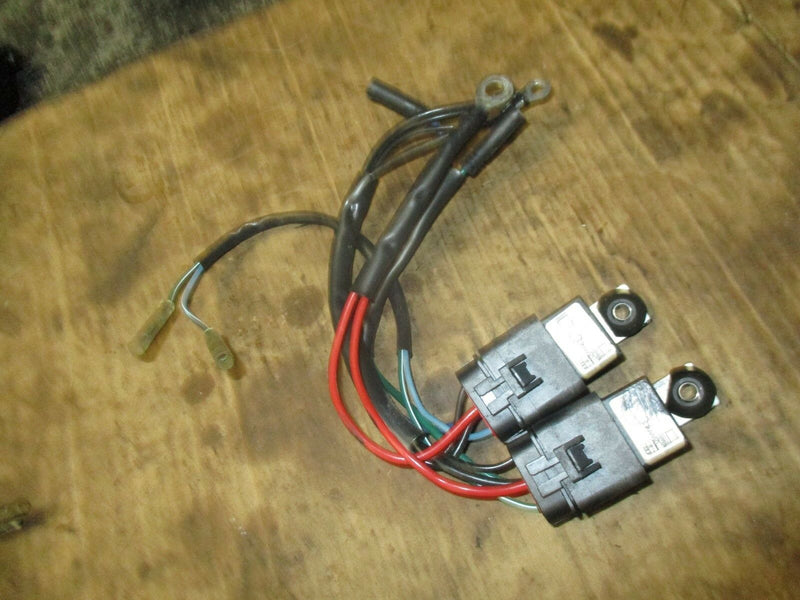 Mercury 135hp optimax 2-stroke outboard tilt and trim relays 983351 B