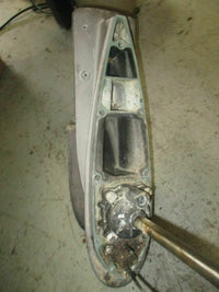 Load image into Gallery viewer, Yamaha 115hp 2 stroke outboard lower unit with 25" shaft CASING IS CRACKED!
