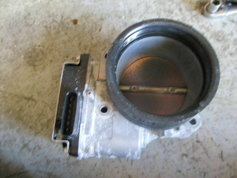 2008 Yamaha 350hp 4-stroke outboard throttle body 61A-13751-00