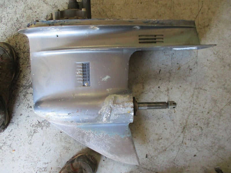 1990 Yamaha 115 hp ETXD outboard lower unit 25"