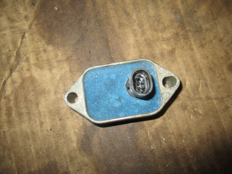 1998 Evinrude 175hp Ficht outboard volt supressor 585171