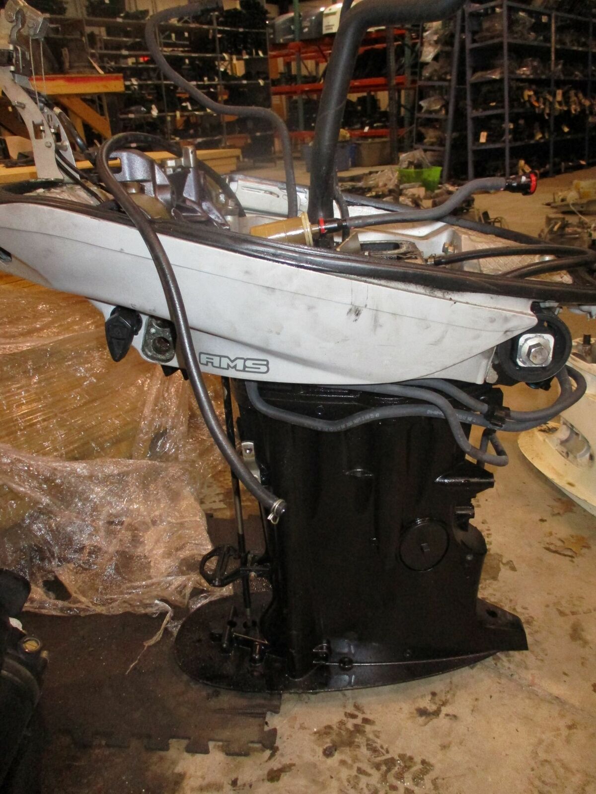 Mercury Verado 300hp outboard 25" midsection
