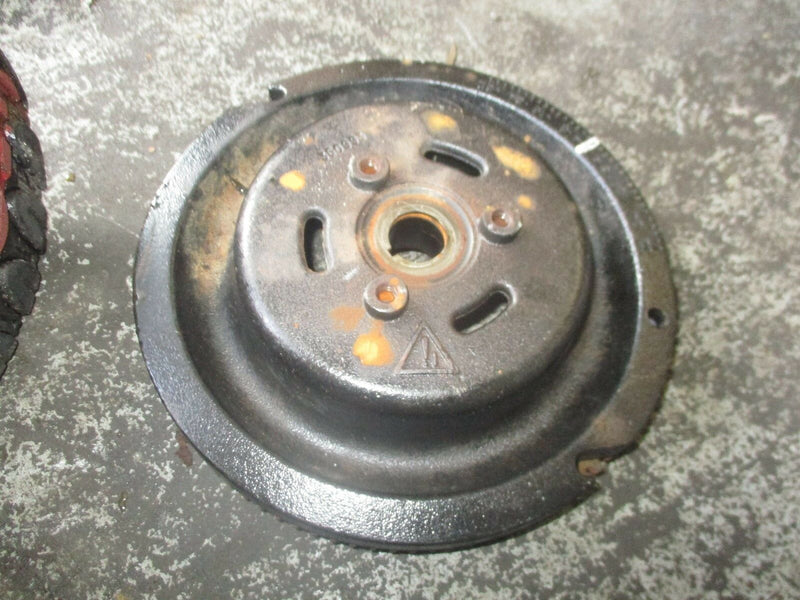 2008 Evinrude 90hp outboard E-tec flywheel 586765