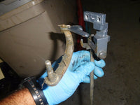 Load image into Gallery viewer, 2003 yamaha outboard  F60TLRB Shift shaft 20" motor
