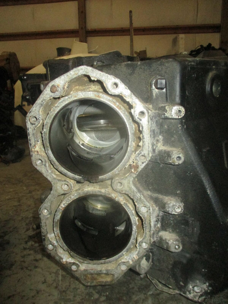 Johnson 140hp 2 stroke outboard crankcase block