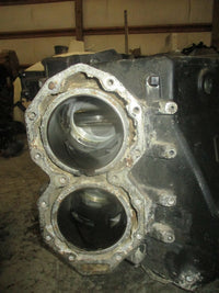 Load image into Gallery viewer, Johnson 140hp 2 stroke outboard crankcase block
