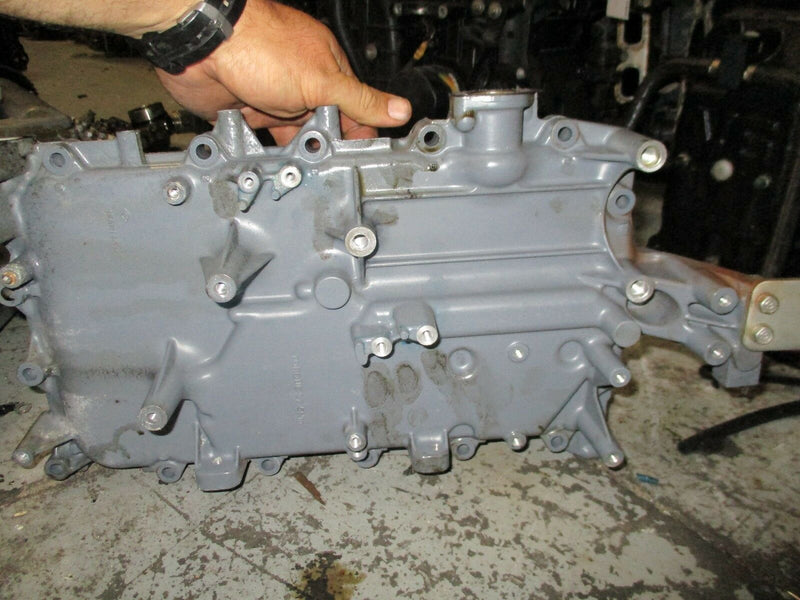 2004 Yamaha 4 stroke F225TURC outboard crankcase cover