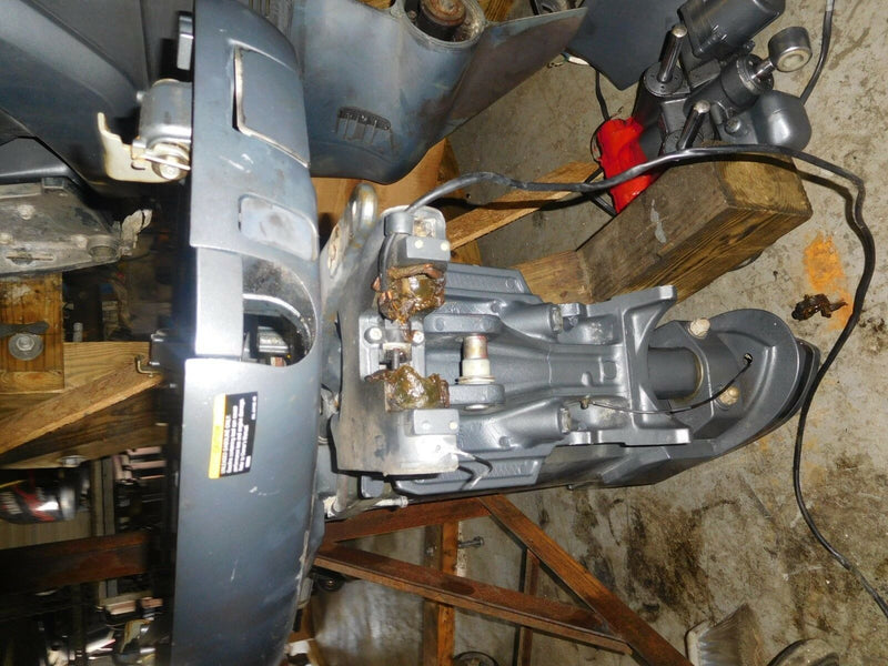 2000 yamaha 150 SWS OX66 V6 outboard 25" mid section