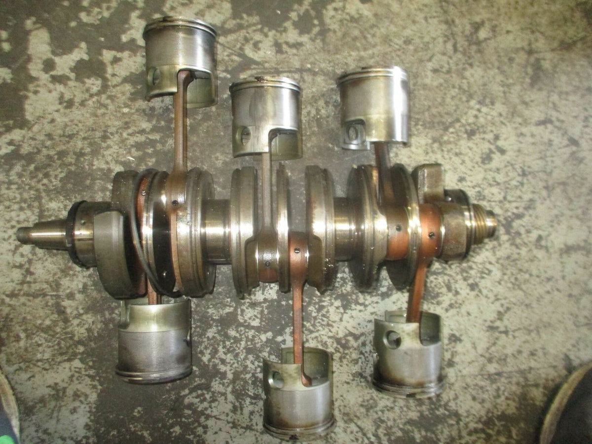 Suzuki DT150 150hp outboard crankshaft (12200-92E04)