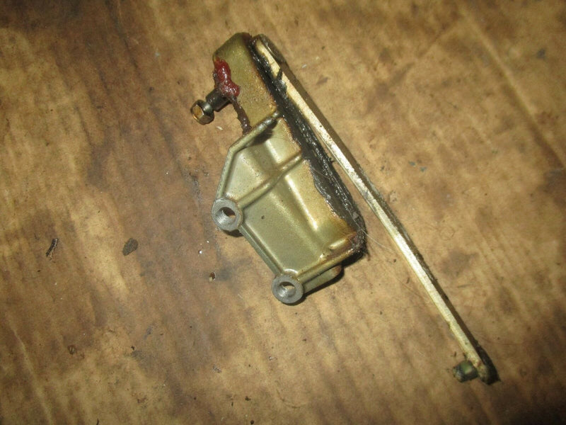 1994 yamaha 130hp 2-stroke outboard shift bracket