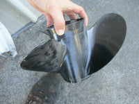 Load image into Gallery viewer, New Suzuki Aluminum outboard propeller v2100 13x21 21 pitch 13 SPLINE
