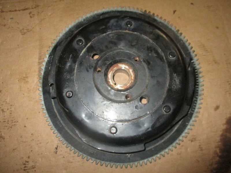 2001 Yamaha 115 hp outboard flywheel 6n7-85550-00