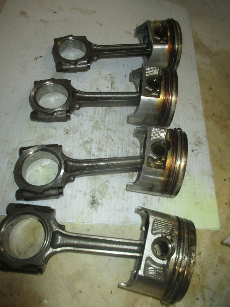 Johnson Suzuki 115hp 4 stroke outboard piston and rod set (5033653)