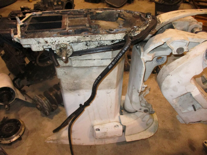 Evinrude Ficht 225hp 2 stroke outboard 25" midsection