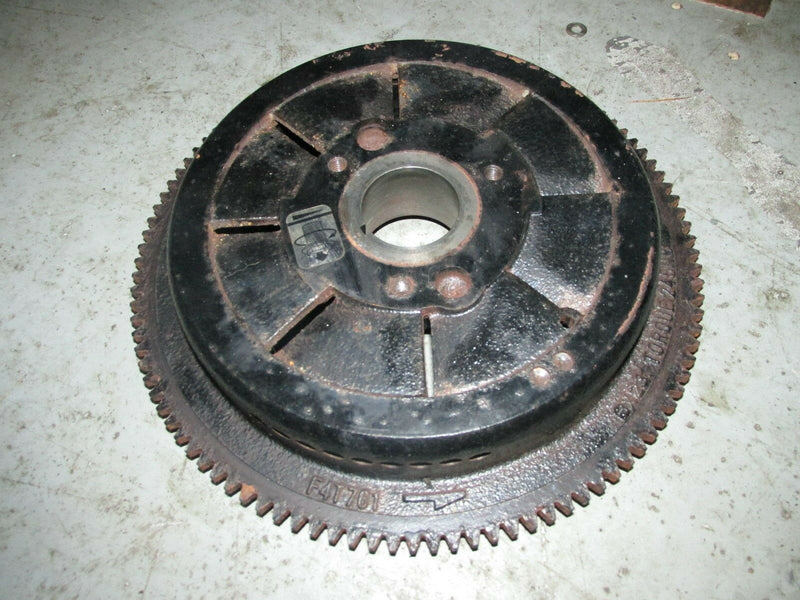 2004 Johnson outboard 140hp 4-stroke flywheel 5033550