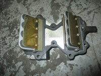 Load image into Gallery viewer, 1987 Johnson 40hp 2-stroke outboard intake manifold with reeds 327126
