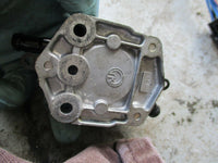 Load image into Gallery viewer, 2002 Yamaha 175hp HPDI Outboard fuel pump 6e5-24410-03
