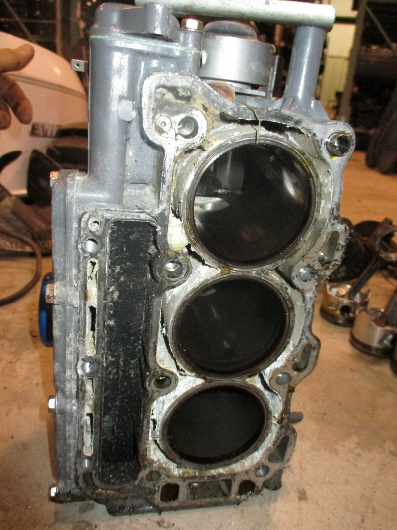 Honda BF50A 50hp outboard crankcase block (12000-ZV5-010ZA)