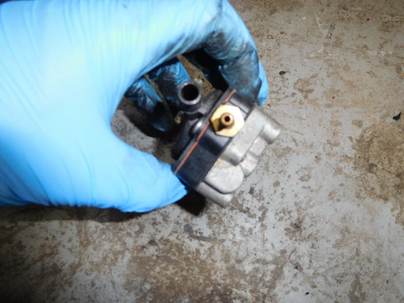 Johnson AM-35C 35hp outboard Fuel Pump