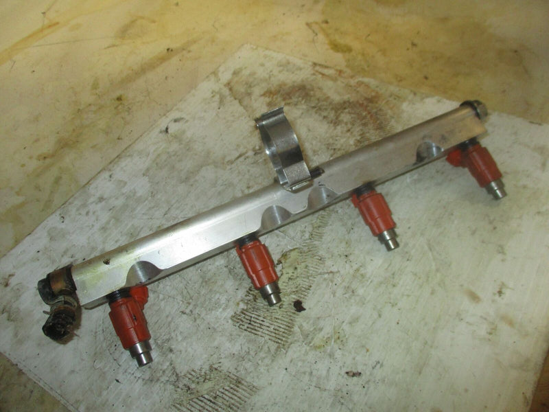 Suzuki DF140 140hp outboard fuel rail with injector set (15751-90J03)