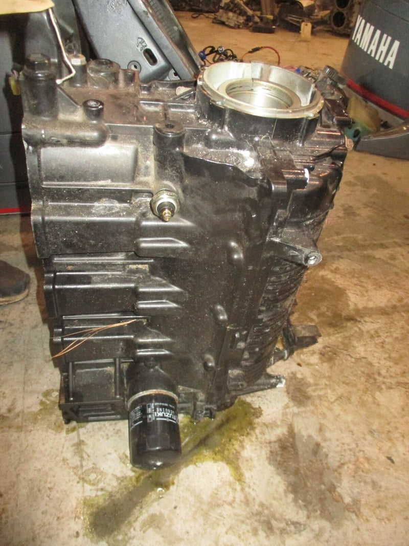 Suzuki DF115 115hp outboard crankcase block