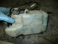 Load image into Gallery viewer, 1996 Yamaha 250hp VX SWS 2-stroke outboard oil tank 6e5-21733-02
