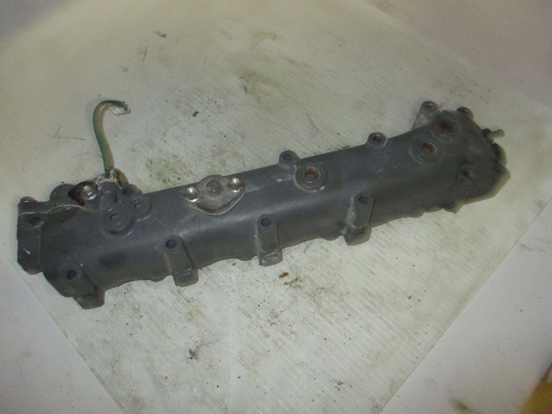 Suzuki DF70 70 hp outboard exhaust manifold (14100-99800-019)