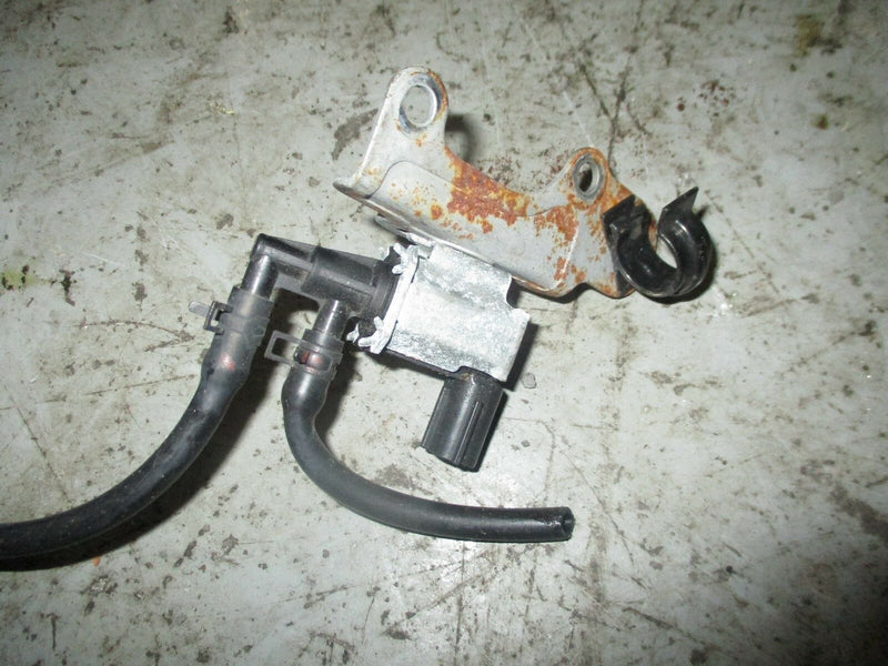 2011 Suzuki DF250 4-stroke outboard pressure relief valve