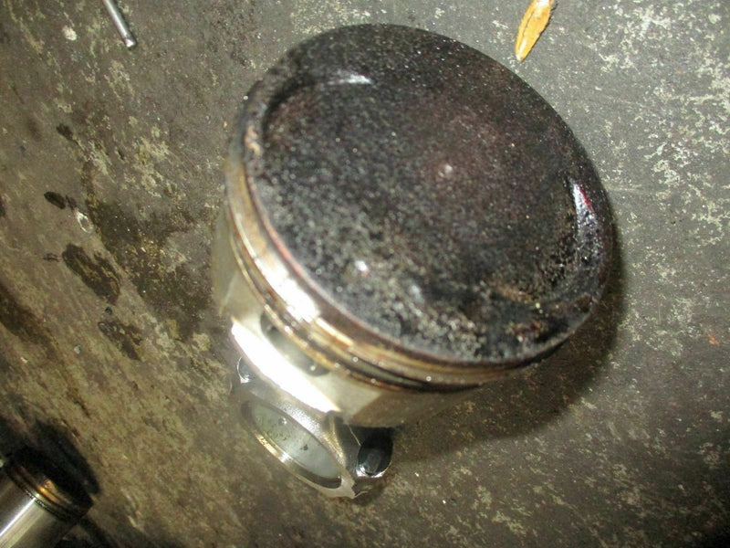 2003 Suzuki 70 hp 4-stroke outboard piston and rod 12111-99e01
