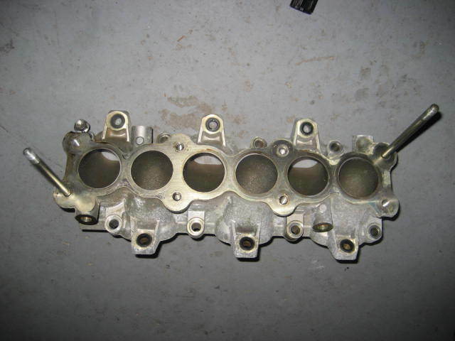Suzuki DF 200 225 250 hp 4 stroke Intake Manifold 13110-93J00