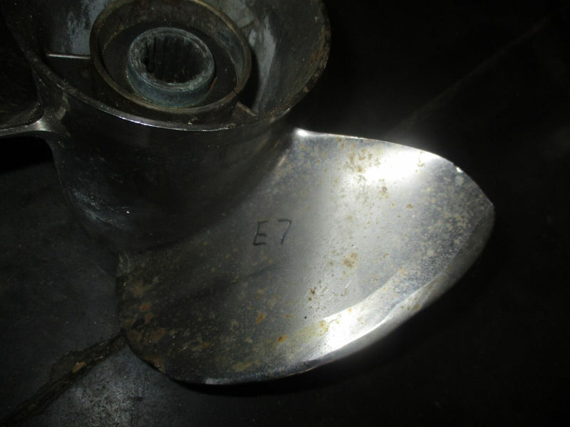Suzuki stainless steel outboard propeller  (LNR3R18PSF115)
