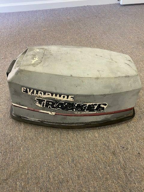 Evinrude Tracker 25hp outboard top cowling