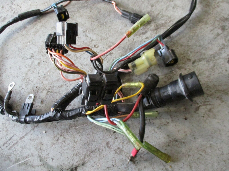 2000 Yamaha 100hp 4-stroke outboard Engine wiring harness 67f-82590