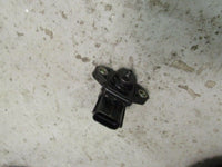 Load image into Gallery viewer, 2003 Yamaha Outboard 200 VMAX VX200TLRB 3.1L map sensor 67H-82390-00
